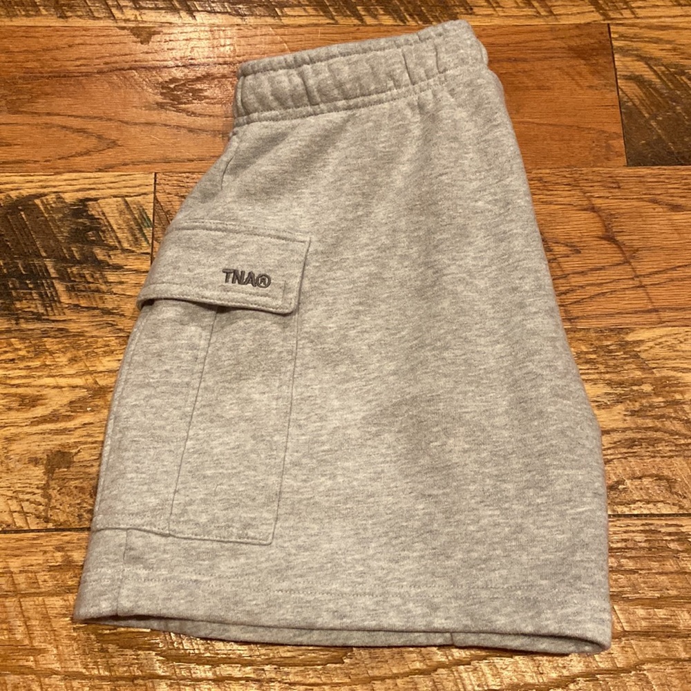 Aritzia Tna Cargo Sweatshort